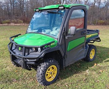 Main image John Deere XUV 835R