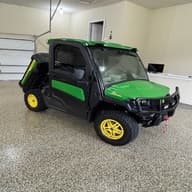 Image of John Deere XUV 835R Primary image