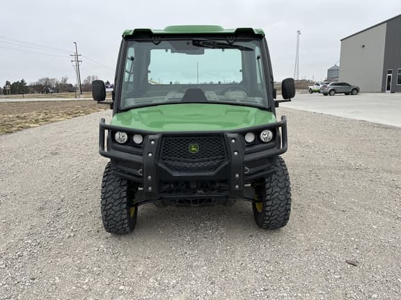 Image of John Deere XUV 835R equipment image 1
