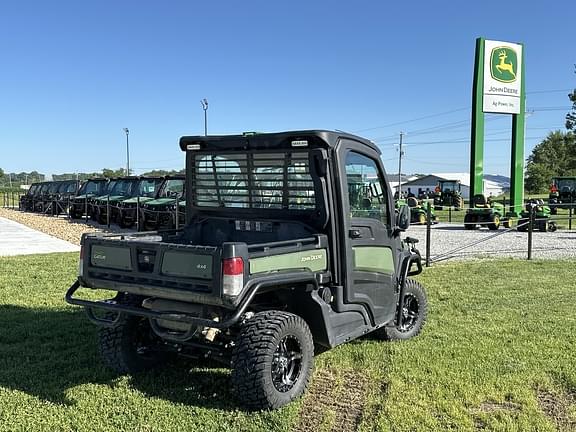 Image of John Deere XUV 835R equipment image 3