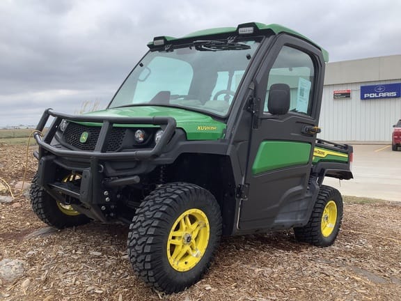 Main image John Deere XUV 835R