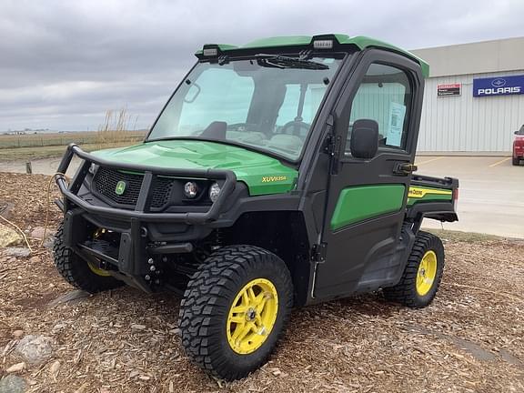 Image of John Deere XUV 835R equipment image 2