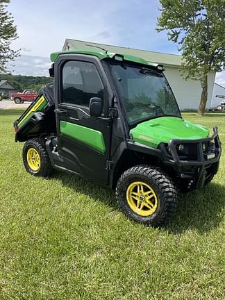 Image of John Deere XUV 835R equipment image 3