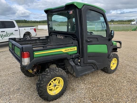 Image of John Deere XUV 835R equipment image 2