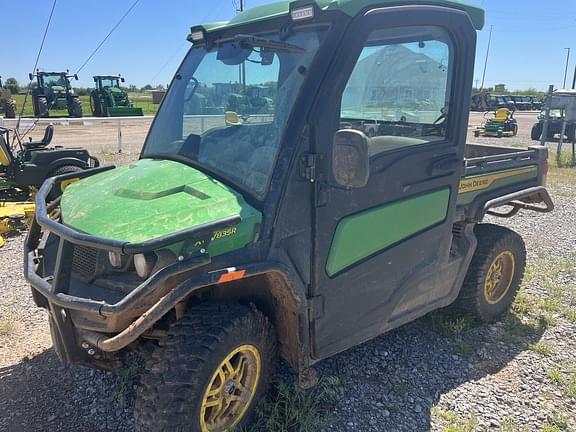 Image of John Deere XUV 835R Primary image