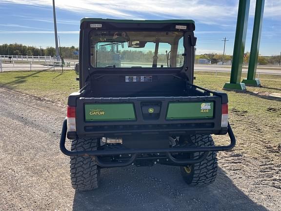 Image of John Deere XUV 835R equipment image 3