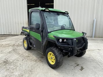 Main image John Deere XUV 835R