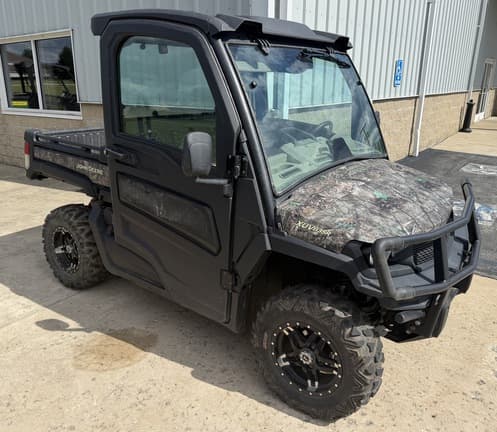 Image of John Deere XUV 835R equipment image 2