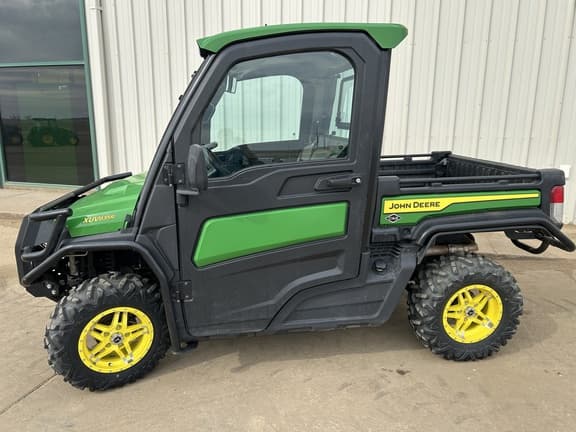 Image of John Deere XUV 835R equipment image 1