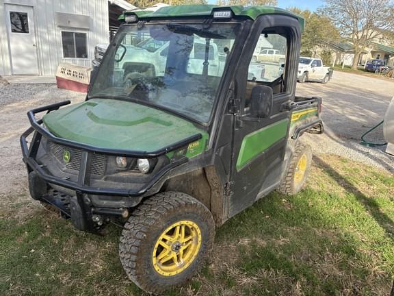 Image of John Deere XUV 835R equipment image 2