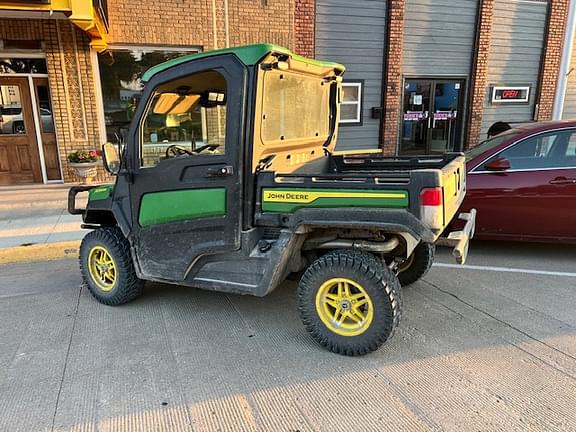 Image of John Deere XUV 835R equipment image 2