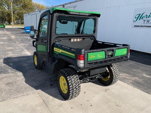 Image of John Deere XUV 835R equipment image 3