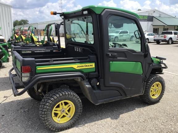 Image of John Deere XUV 835R equipment image 4