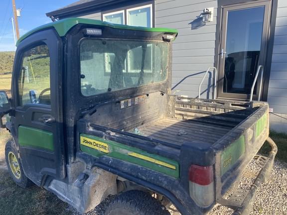 Image of John Deere XUV 835R equipment image 3