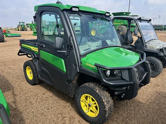 Image of John Deere XUV 835R equipment image 1