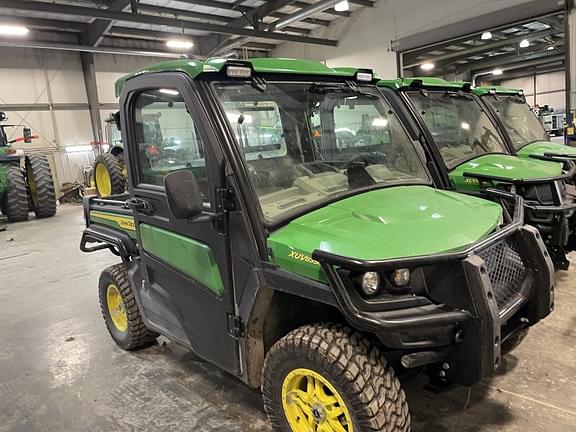 Image of John Deere XUV 835R equipment image 1