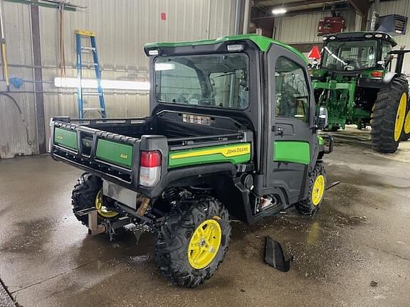 Image of John Deere XUV 835R equipment image 2