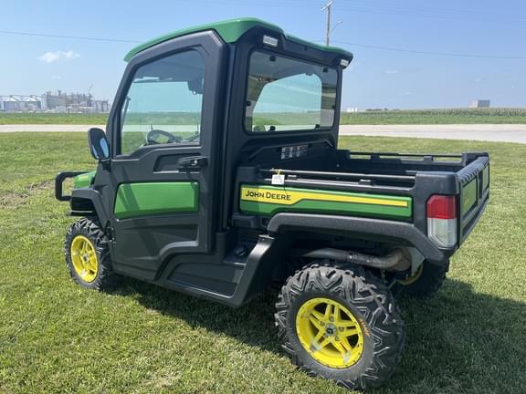 Image of John Deere XUV 835R equipment image 3
