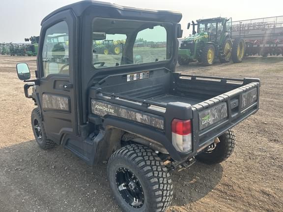 Image of John Deere XUV 835R equipment image 4