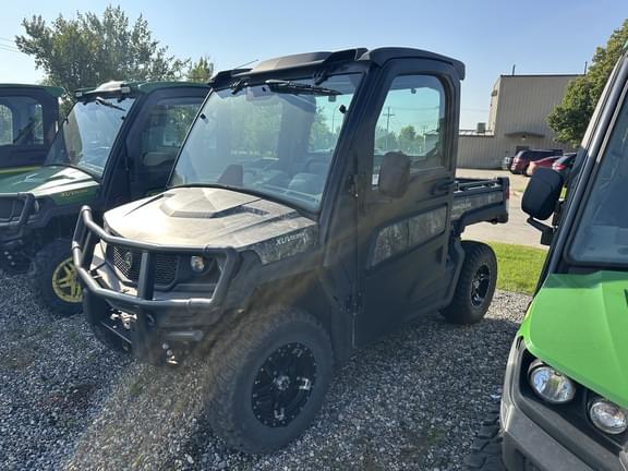 Image of John Deere XUV 835R Primary image