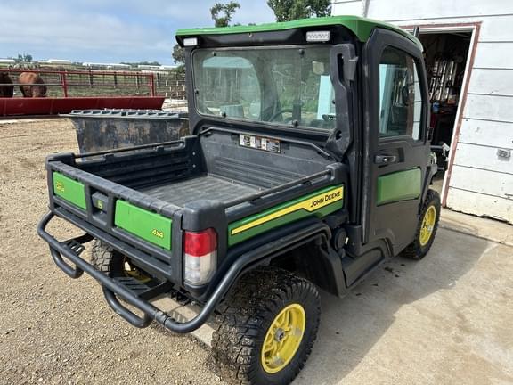 Image of John Deere XUV 835R equipment image 4