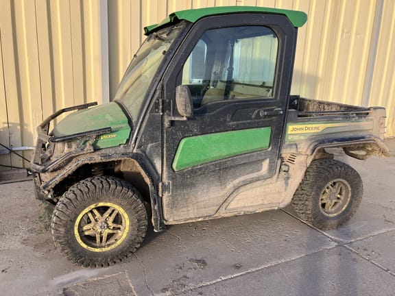 Main image John Deere XUV 835R