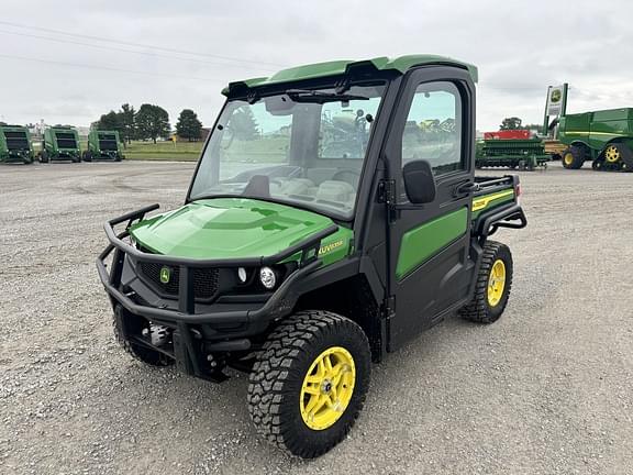 Image of John Deere XUV 835R equipment image 3