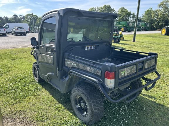 Image of John Deere XUV 835R equipment image 3