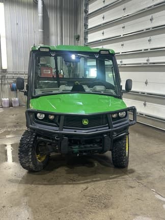 Image of John Deere XUV 835R equipment image 2