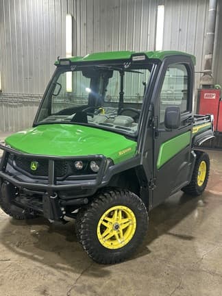 Image of John Deere XUV 835R equipment image 3