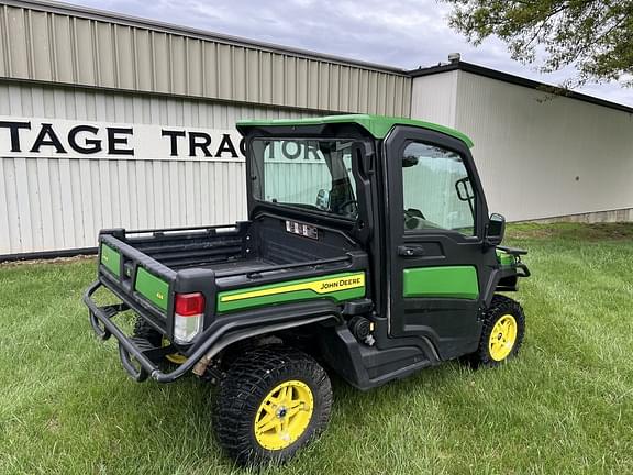 Image of John Deere XUV 835R equipment image 3