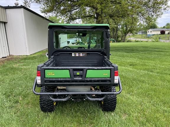 Image of John Deere XUV 835R equipment image 4
