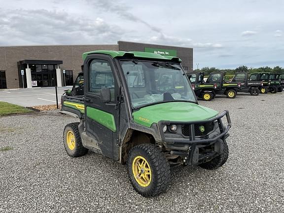 Image of John Deere XUV 835R equipment image 3