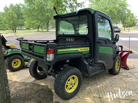 Image of John Deere XUV 835R equipment image 2