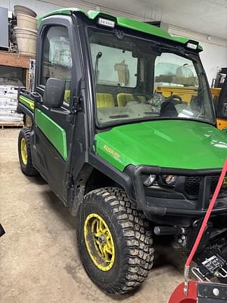 Image of John Deere XUV 835R equipment image 3