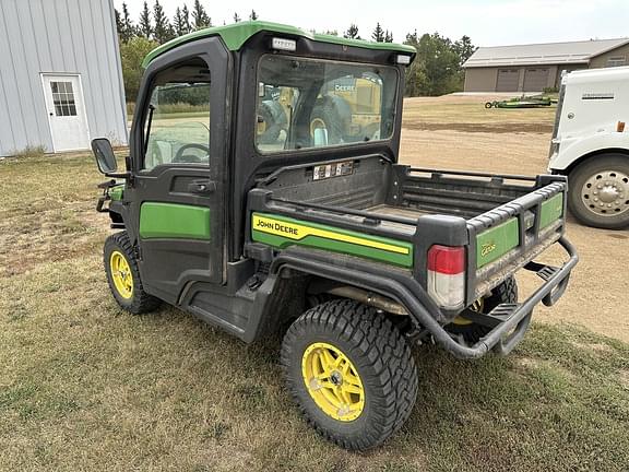 Image of John Deere XUV 835R equipment image 2