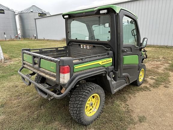 Image of John Deere XUV 835R equipment image 3