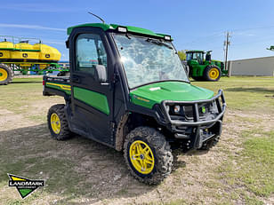 Main image John Deere XUV 835R 3