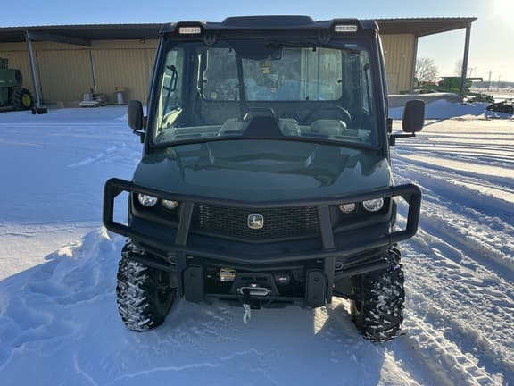 Image of John Deere XUV 835R equipment image 4