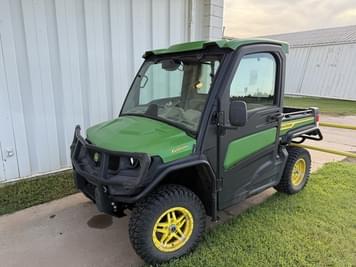 Main image John Deere XUV 835R