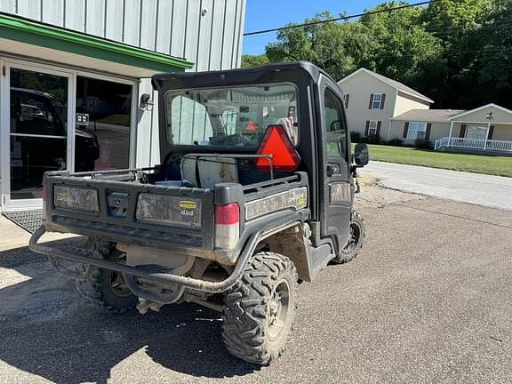 Image of John Deere XUV 835R equipment image 1