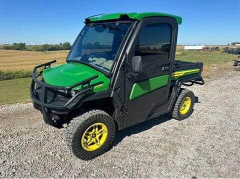 Image of John Deere XUV 835R Primary image