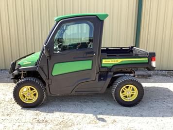 Main image John Deere XUV 835R