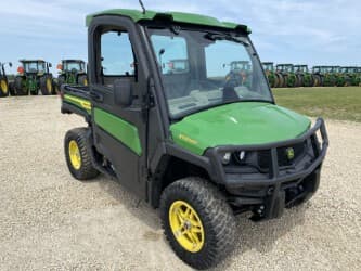 Image of John Deere XUV 835R equipment image 2