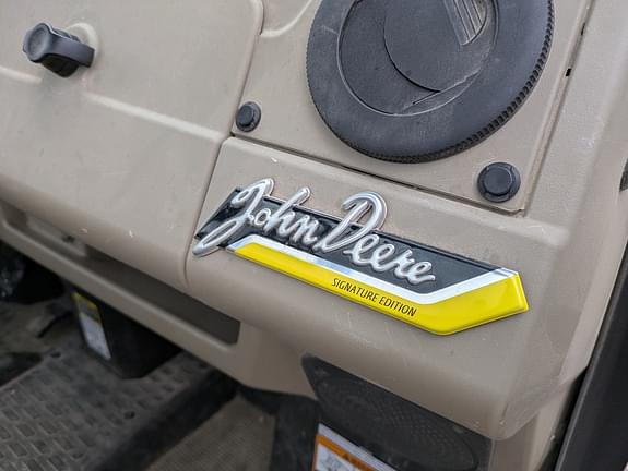 Image of John Deere XUV 835R equipment image 4