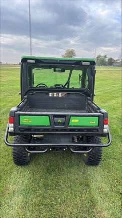 Image of John Deere XUV 835R equipment image 1