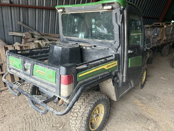 Image of John Deere XUV 835R equipment image 2