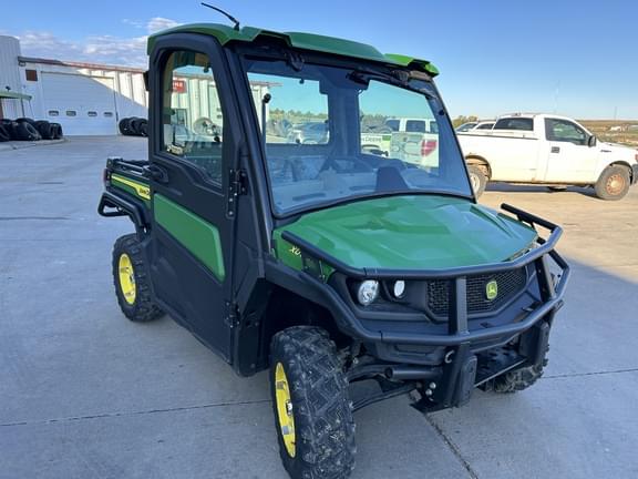 Image of John Deere XUV 835R equipment image 3