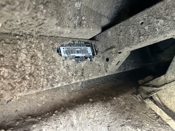 Image of John Deere XUV 835R equipment image 4