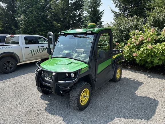 2023 John Deere XUV 835R Equipment Image0